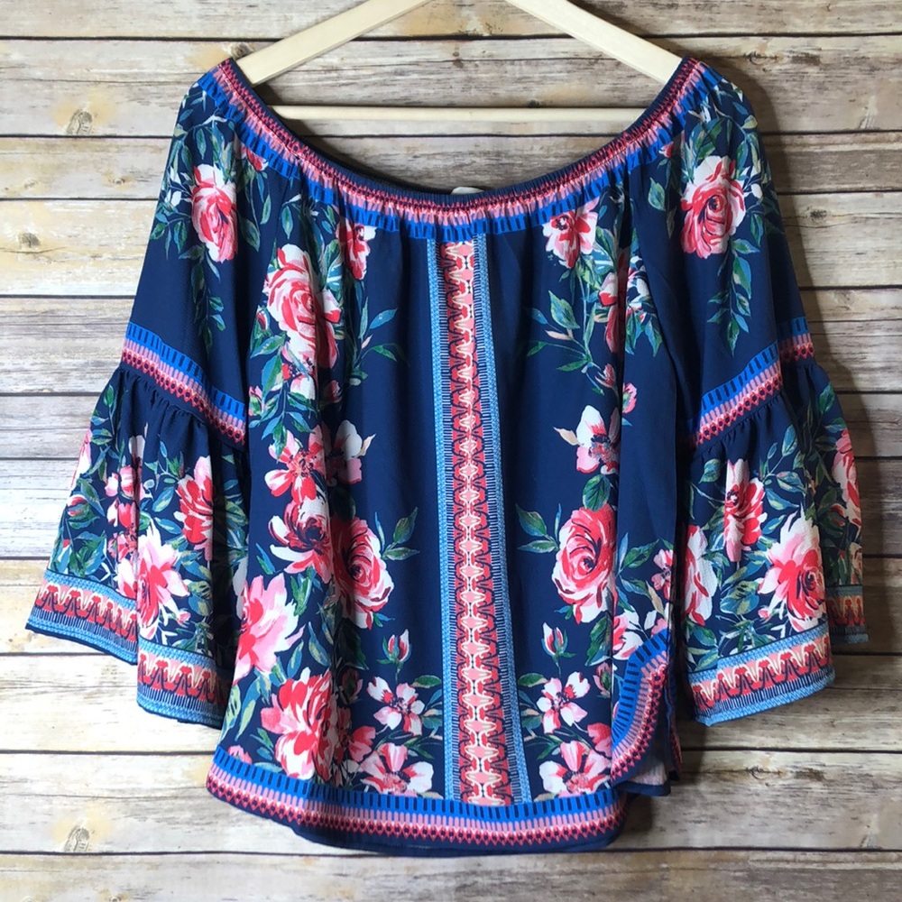 Floral Off the Shoulder Flow Top M